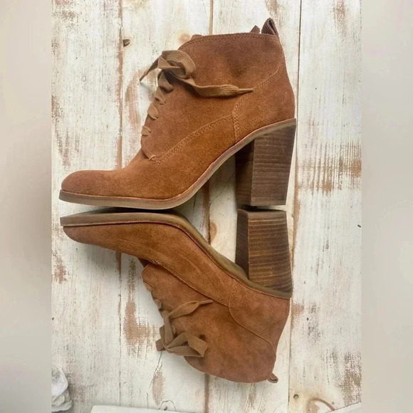 DOLCE VITA sueded lace-up cognac brown booties women’s sz 10 EUC heeled boots - Picture 5 of 14